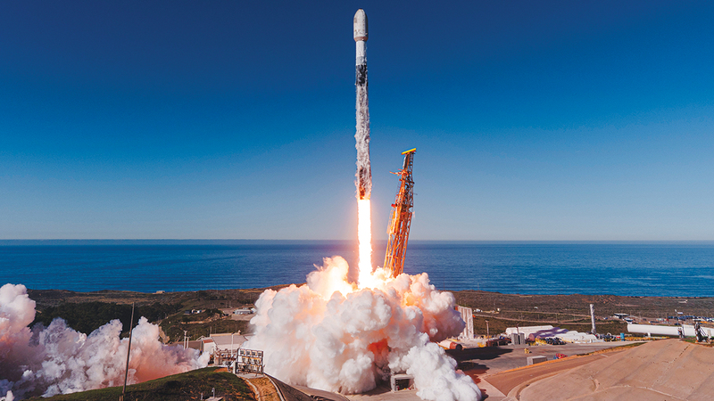 «محمد بن راشد للفضاء» يعلن نجاح إطلاق القمر الاصطناعي «فاي-1»