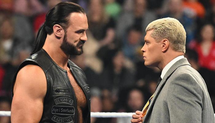 ألاعيب كودي رودس.. هل توقّع درو ماكنتاير سقوطه في WWE؟