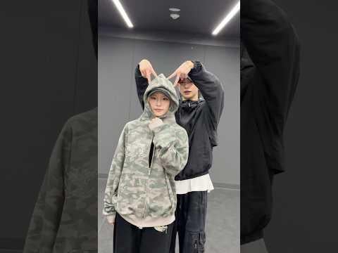 ITZY Yeji (مع Stray Kids Hyunjin) - TUNNEL VISION (تحدي الرقص) (251112)
