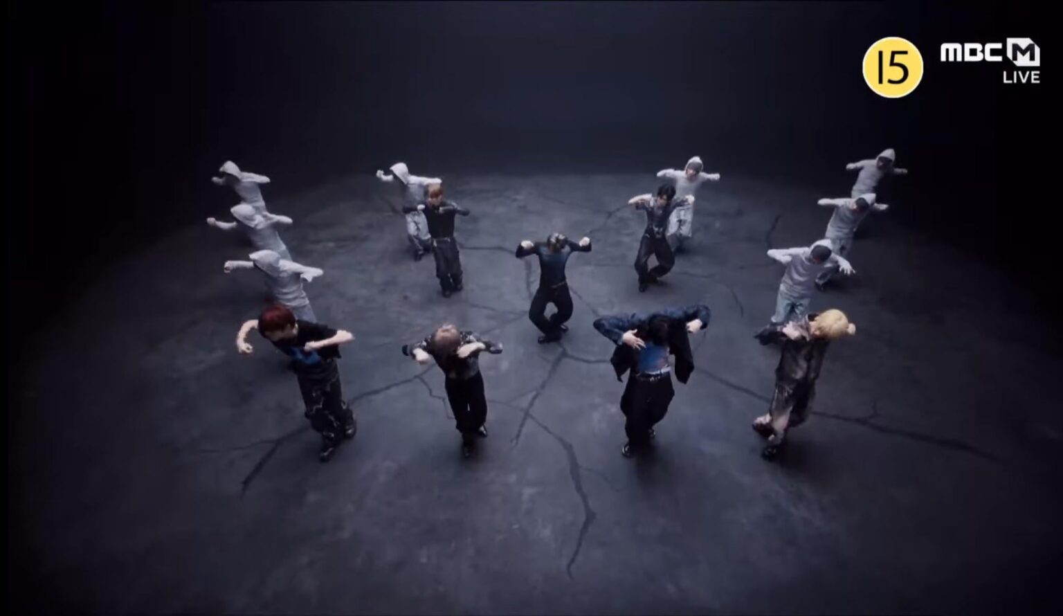 حقق CLOSE YOUR EYES فوزه الأول لـ "X" على MBC M Show Champion (251119)