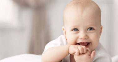 إعلانات صادمة لتعديل الأطفال جينيا فى نيويورك مقابل 10 آلاف دولار إعلانات صادمة لتعديل الأطفال جينيا فى نيويورك مقابل 10 آلاف دولار