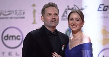 محمد محمود عبد العزيز: مراتى فى العناية المركزة بعد ولادة صعبة دعواتكم