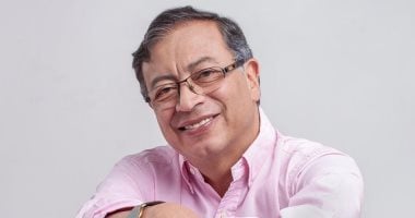 رئيس كولومبيا يتلقى اقتراحا لتولى رئاسة غزة.. التفاصيل رئيس كولومبيا يتلقى اقتراحا لتولى رئاسة غزة.. التفاصيل