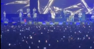 من حفله فى دبى.. عمرو دياب يهنئ مصر بافتتاح المتحف الكبير.. فيديو وصور من حفله فى دبى.. عمرو دياب يهنئ مصر بافتتاح المتحف الكبير.. فيديو وصور