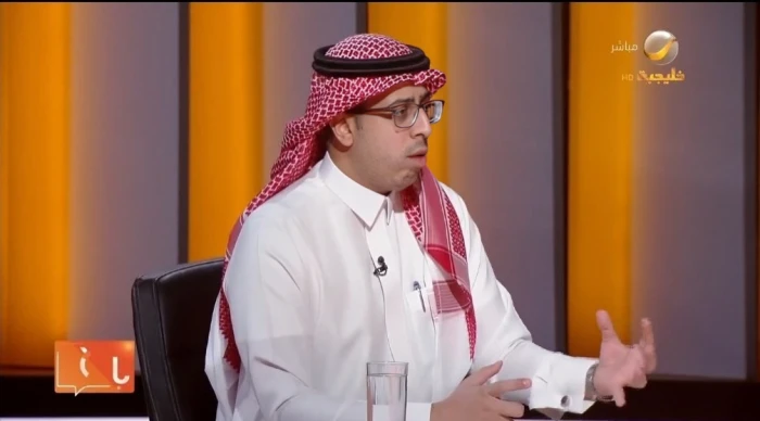 صحيفة المرصد - بالفيديو: أخصائي تغذية يحذر من استخدام العبوات البلاستيكية ويكشف عن تجربة شخصية سيئة معها عند تسخينها في الميكروويف