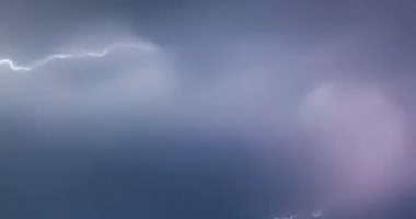 البرق يضيء سماء الإسكندرية.. وأمطار رعدية تضرب المحافظة.. فيديو وصور