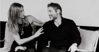 جيم كورتيس معالج بالتنويم المغناطيسي يصعد إلى الأضواء بسبب جينيفر أنيستون جيم كورتيس معالج بالتنويم المغناطيسي يصعد إلى الأضواء بسبب جينيفر أنيستون