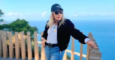 نادية الجندي تستعرض جمال وهران بالجزائر.. صور