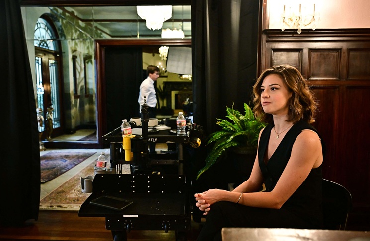 “مسلسلات تلفزيونية تحت تأثير الكوكايين”.. “الدراما العمودية” تغيّر المشهد في هوليوود بعدما غزت آسيا "مسلسلات تلفزيونية تحت تأثير الكوكايين".. "الدراما العمودية" تغيّر المشهد في هوليوود بعدما غزت آسيا