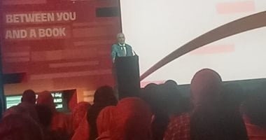 زاهي حواس بمعرض الشارقة: كنت طالبا فاشلا.. ولا توجد آثار لسيدنا يوسف أو موسى زاهي حواس بمعرض الشارقة: كنت طالبا فاشلا.. ولا توجد آثار لسيدنا يوسف أو موسى