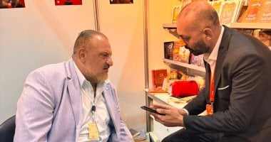 خالد الصاوي من معرض الشارقة: الثقافة تصنع العمق الحقيقي للفنان