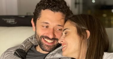 آن الرفاعي تحتفظ بصورها مع كريم محمود عبد العزيز رغم الطلاق آن الرفاعي تحتفظ بصورها مع كريم محمود عبد العزيز رغم الطلاق