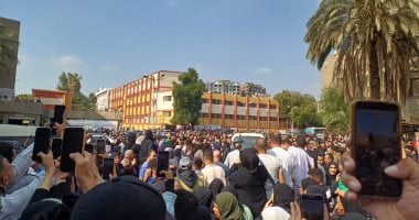 تشييع جثمان إسماعيل الليثي من مسقط رأسه بإمبابة وسط جنازة مهيبة تشييع جثمان إسماعيل الليثي من مسقط رأسه بإمبابة وسط جنازة مهيبة