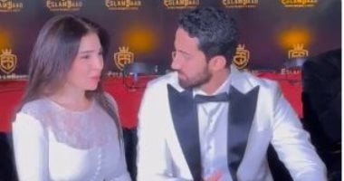 مى عز الدين وزوجها أحمد تيمور فى أول ظهور رسمى بأتيليه إسلام سعد.. فيديو