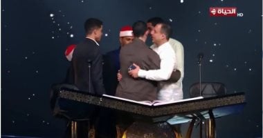 تحكيم دولة التلاوة تركوا مقاعدهم من أجل المتسابقين.. شوفوا عملوا ايه تحكيم دولة التلاوة تركوا مقاعدهم من أجل المتسابقين.. شوفوا عملوا ايه