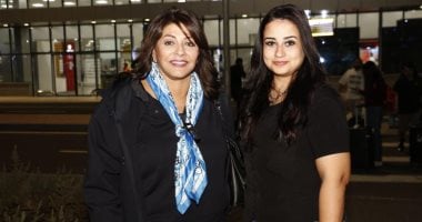 وصول هالة صدقى للمشاركة فى مهرجان شرم الشيخ للمسرح الشبابى