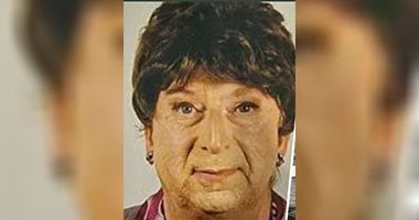 إيطالى يحتفظ بجثمان والدته 3 سنوات وينتحل شخصيتها لسرقة معاشها