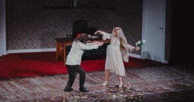 عن ألزهايمر واكتشاف الحب.. المسرحية الإسبانية أندريه ودورين أيقونة متكاملة