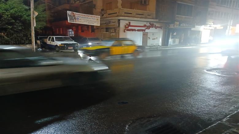 سقوط أمطار رعدية وبرق يضرب مناطق متفرقة في الإسكندرية