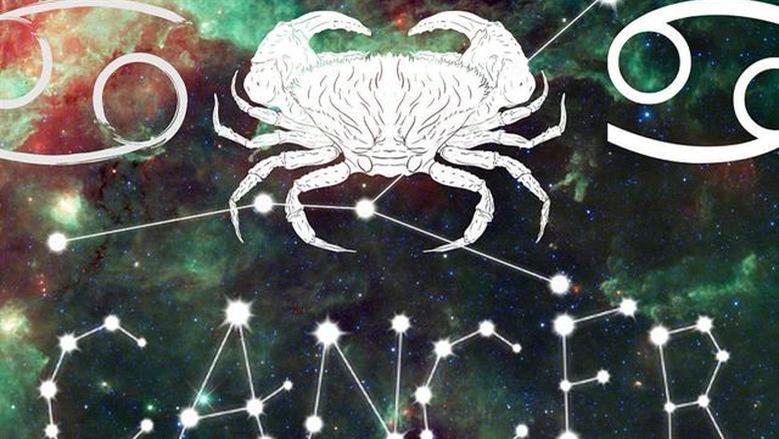 تتلقى إشادة في العمل.. حظك اليوم الخميس 6 نوفمبر 2025 لبرج السرطان