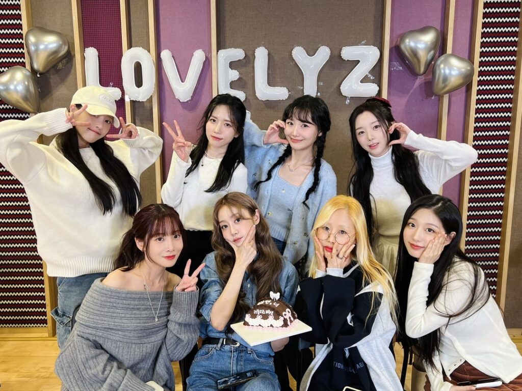ذكرى سنوية 11 سعيدة لفرقة Lovelyz!
