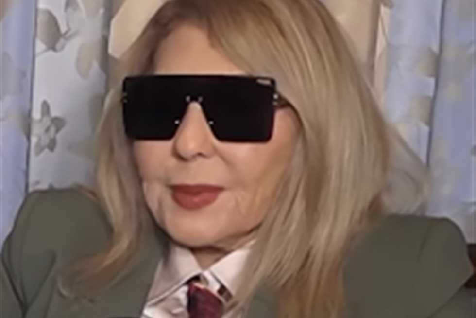 نادية الجندي: مفيش حاجة اسمها اللبس ده مش لايق لسنك.. جملة سخيفة جدًا (فيديو)