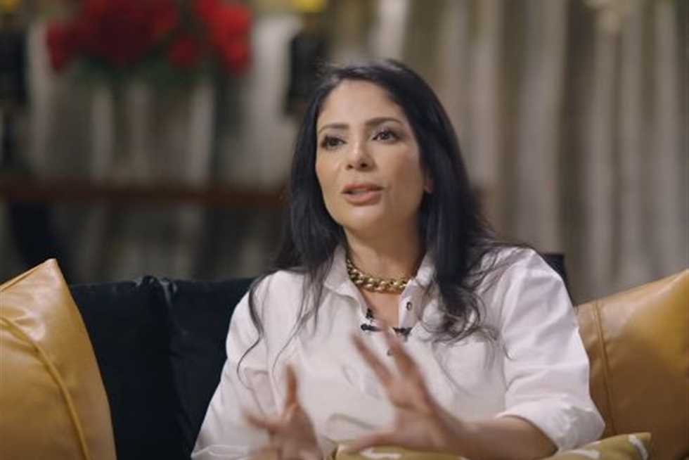 منى زكي ترد على الهجوم عليها: الناس بقت متوحشة منى زكي ترد على الهجوم عليها: الناس بقت متوحشة