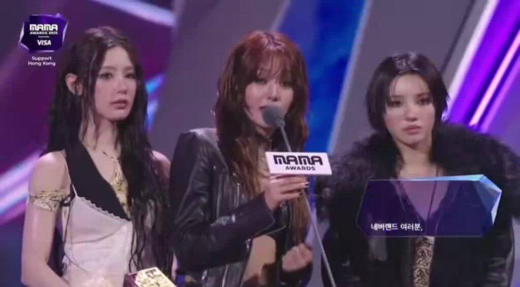 فازت i-dle بجائزة "Fans Choice Female Top 10" (Bonsang) في حفل توزيع جوائز MAMA لعام 2025.