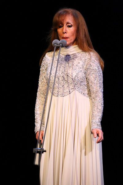 جارة القمر فيروز