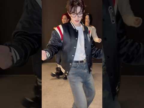 إكسلوف ووموتي وروي مع زيروبانيوني (ZB1) تشانغ هاو - ريز (تحدي الرقص) (251107)