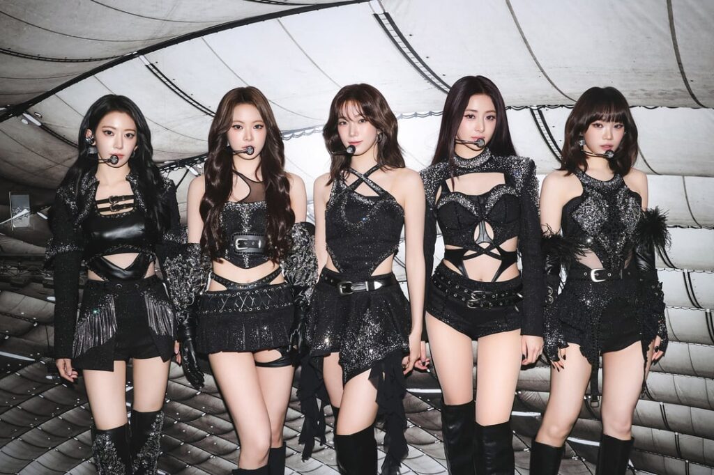 251118 تحديث LE SSERAFIM Japan Twitter - في 2025 جولة LE SSERAFIM "سهلة ومجنونة" في قبة طوكيو، اليوم الأول