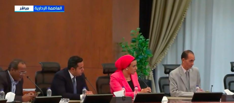 الزميلة هند مختار