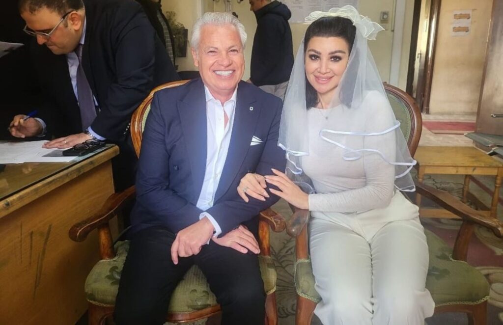 بدأ بزفة مصرية .. اللقطات الأولى من حفل زفاف أروى جودة بدأ بزفة مصرية .. اللقطات الأولى من حفل زفاف أروى جودة