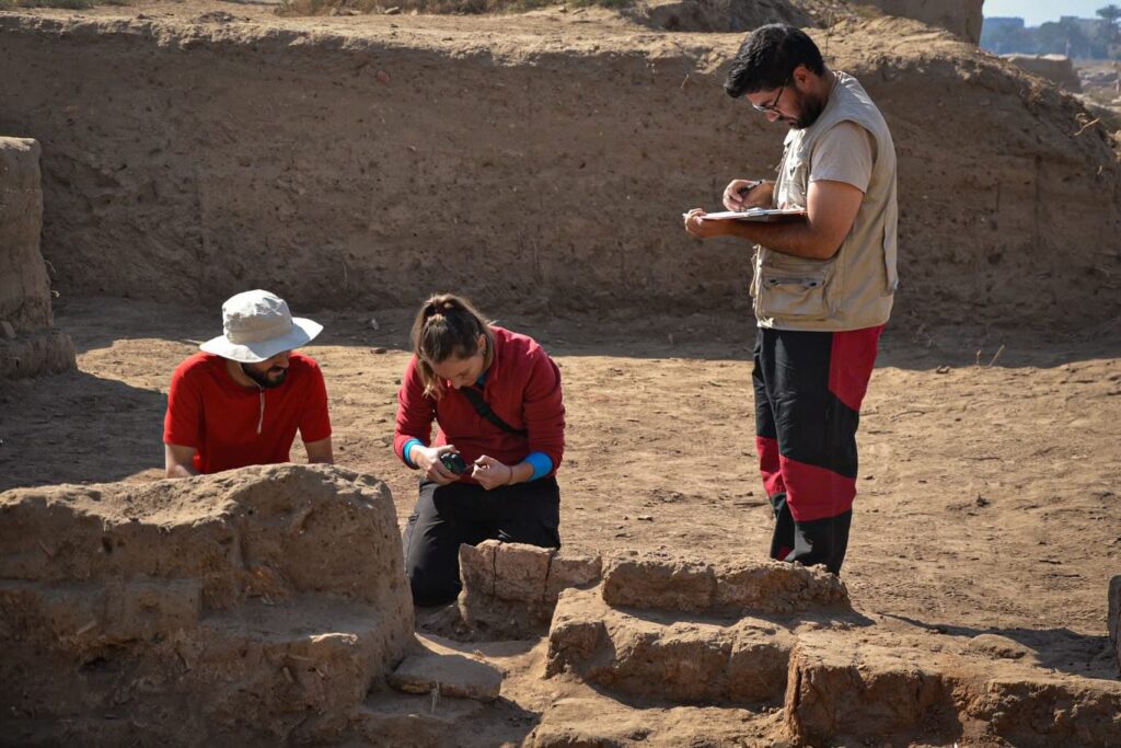 مصر تبحث عن العملاق المفقود.. محاولة لإحياء أكبر تمثال لأمنحتب الثالث في الكرنك
