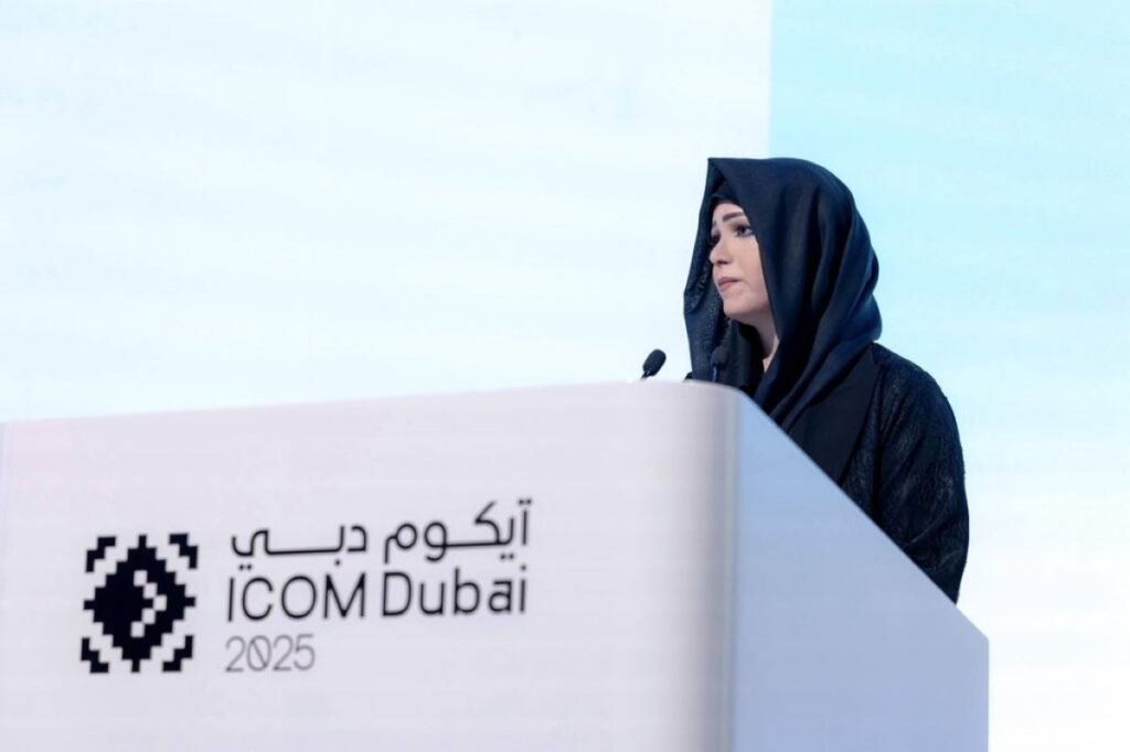 حمدان بن محمد يشهد افتتاح “آيكوم دبي 2025” Al Bayan