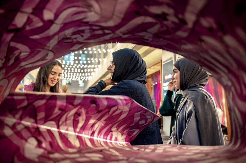 200 عمل فني في «ليالي الفن» تحتفي بالثقافة والابتكار