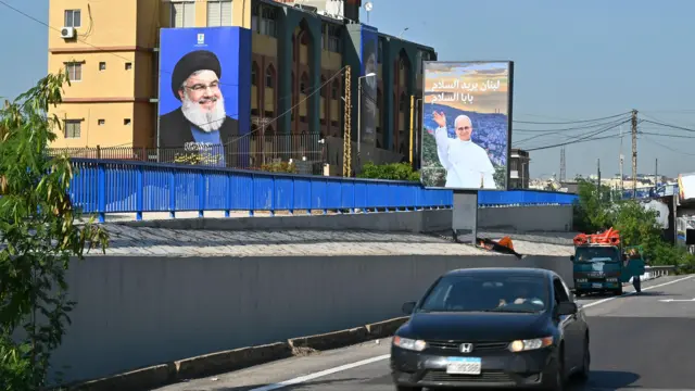 إن تخصيص البابا لبنان بأول جولة خارجية له منذ توليه الكرسي الرسولي يحمل رمزية كبيرة في توقيت حساس جداً.