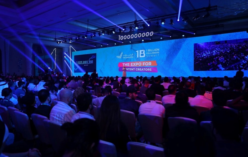 «مليار عمل مجتمعي».. تحدٍّ تطلقه «قمة المليار متابع» بالشراكة مع «مستر بيست»