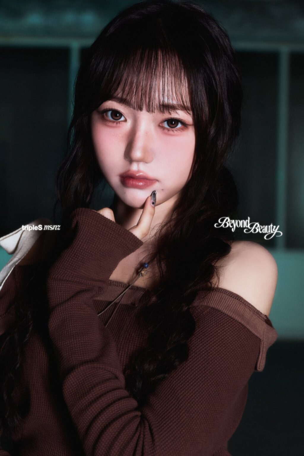TripleS msnz - الألبوم المصغر الأول: Beyond Beauty (صور فردية - نسخة القمر - شيون، سولين، جيون)