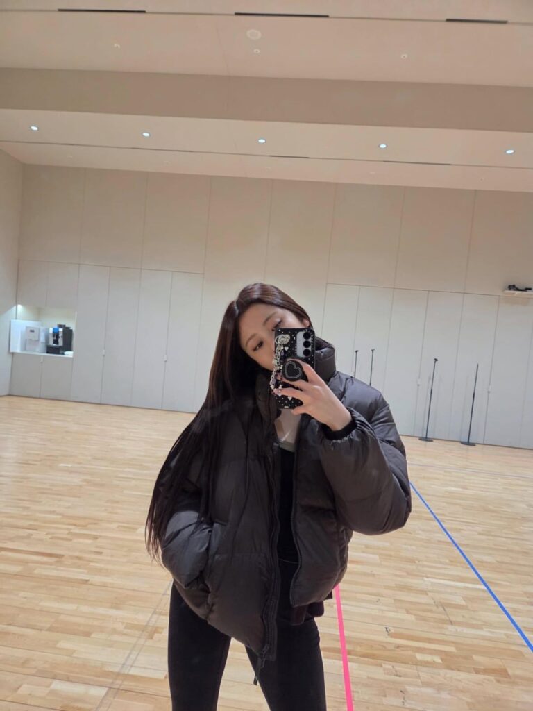 251117 - تحديث هوه يونجين على الانستقرام