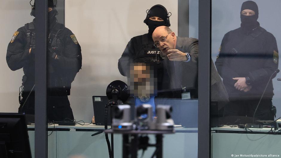 مريض أم متطرف؟ ـ المتهم السعودي بهجوم ماغديبورغ أمام القضاء – DW – 2025/11/12