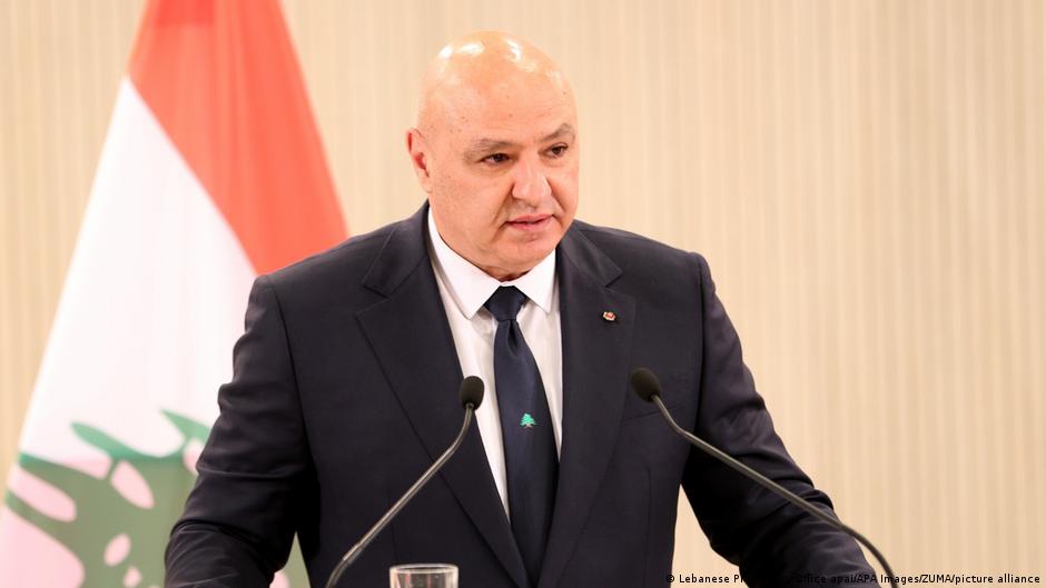 حزب الله انتهى عسكريا ولا خيار سوى التفاوض – DW – 2025/11/18