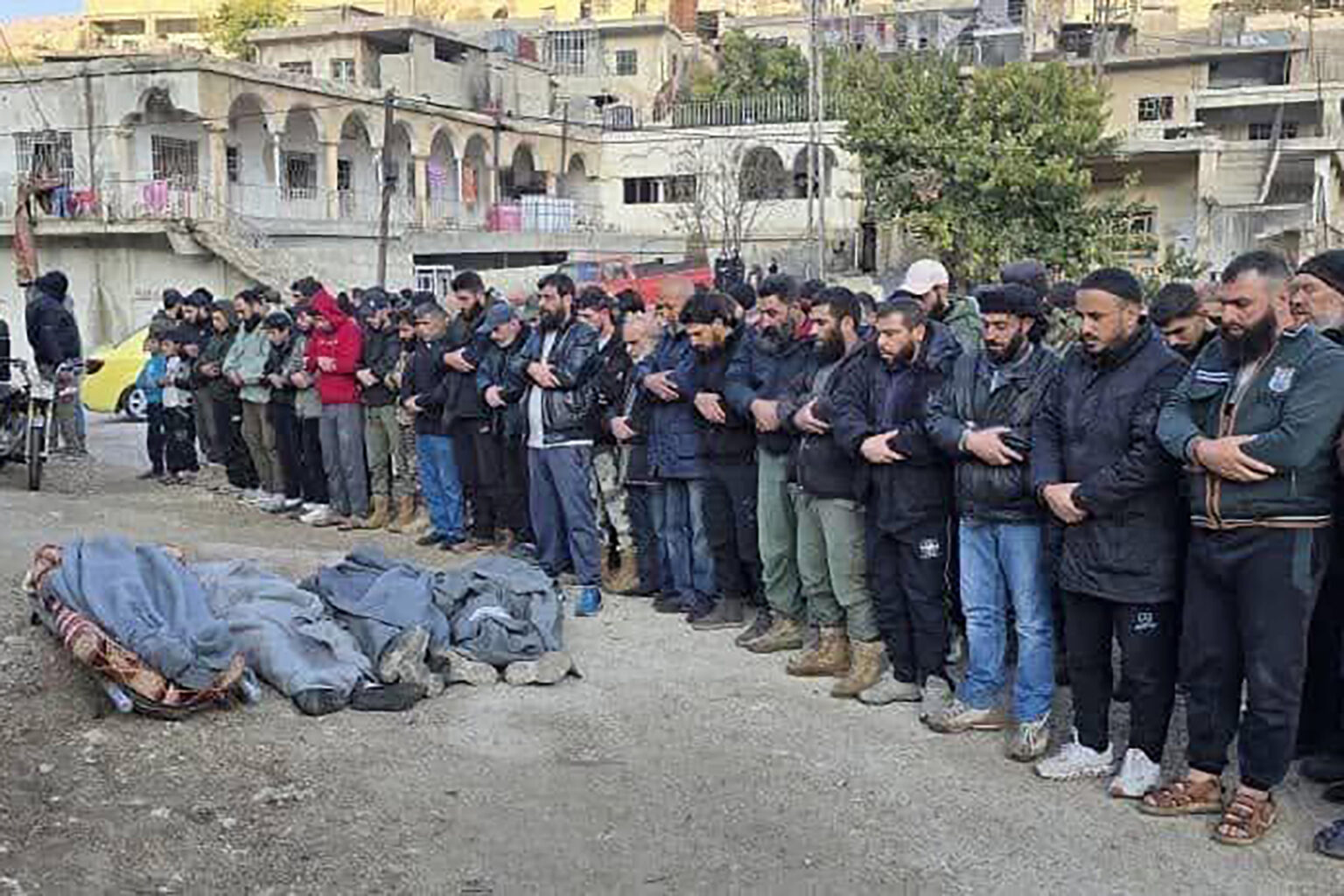 كيف مرت ساعات العملية الإسرائيلية في بيت جن على سكانها السوريين؟ | سياسة