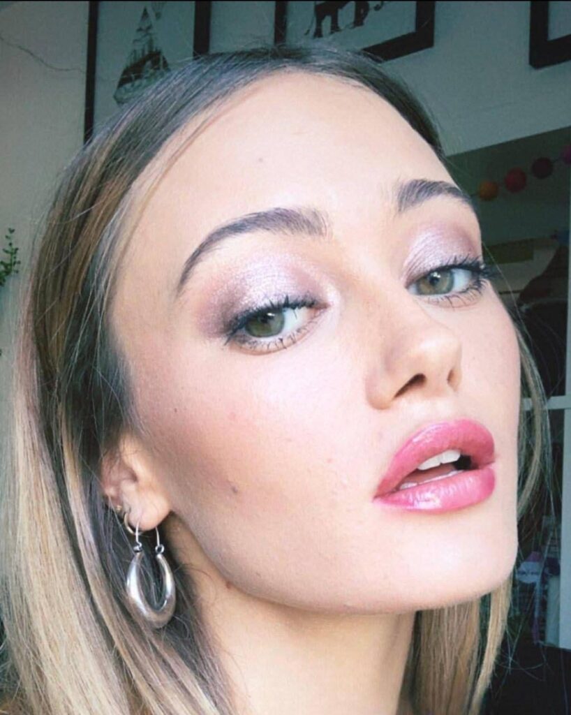 Ella Purnell
