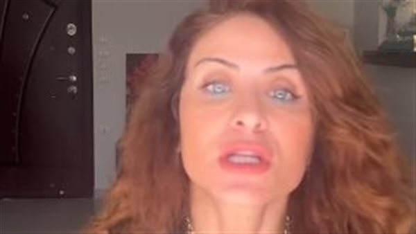 هيدي كرم تبدي رأيها في فكرة التناقض وتوجه رسالة لجمهورها عبر إنستجرام