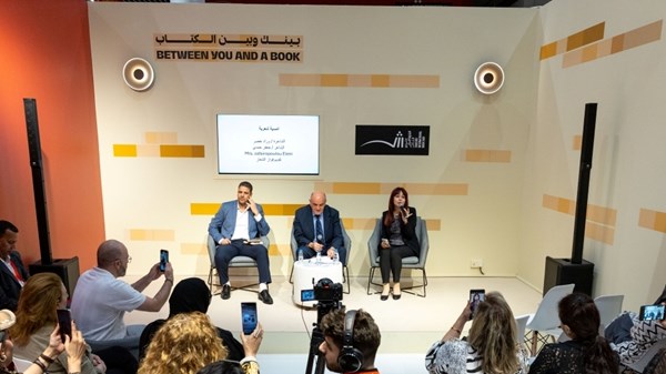 قصائد تضيء ليالي «الشارقة للكتاب» - الاتحاد للأخبار