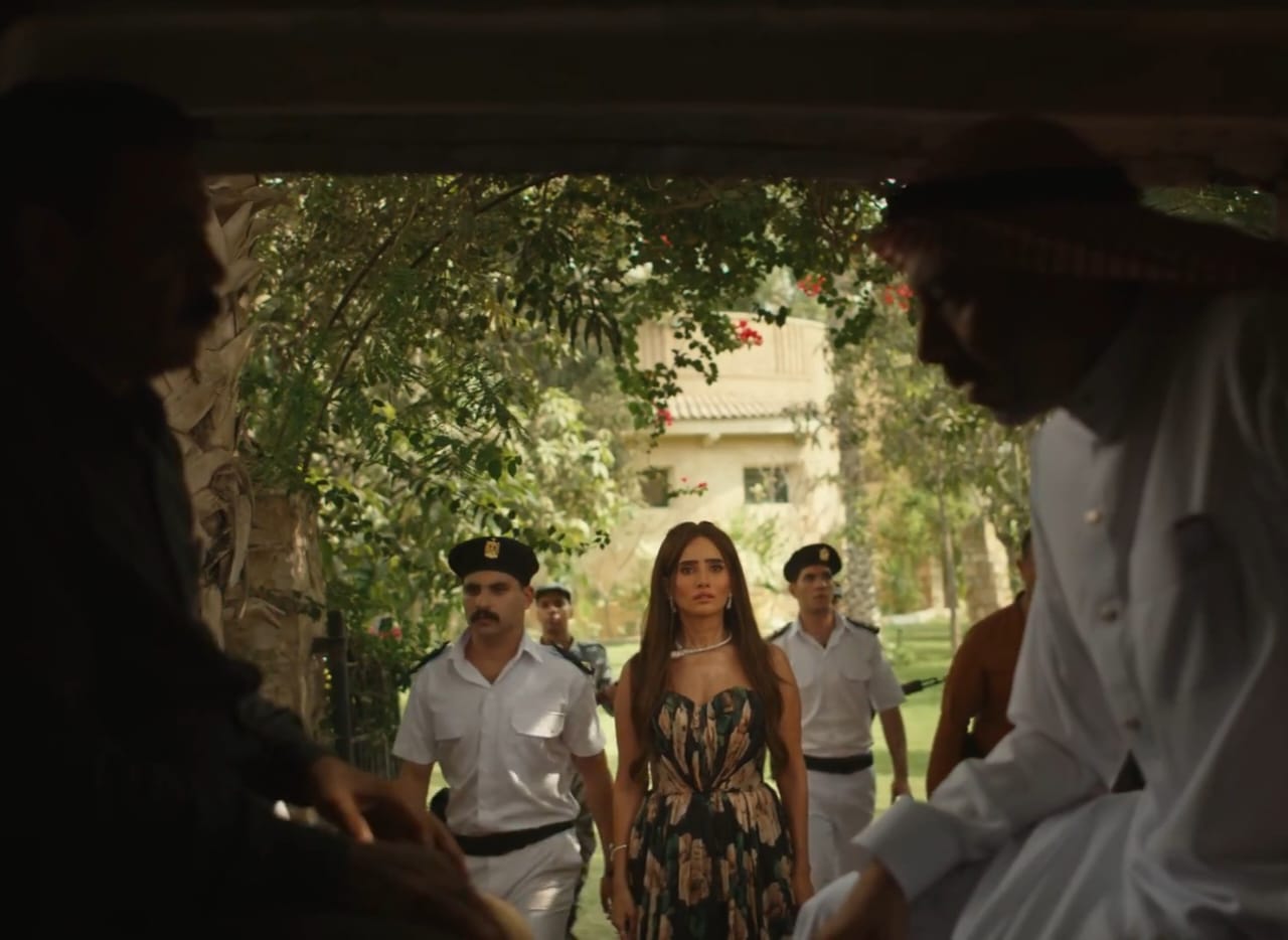 مسلسل ورود وشوكولاته.. زينة تعود بمواجهة أخيرة مع محمد فراج