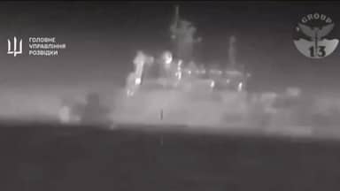 وزير الدفاع البريطاني يُحذّر من سفينة روسية "غامضة"