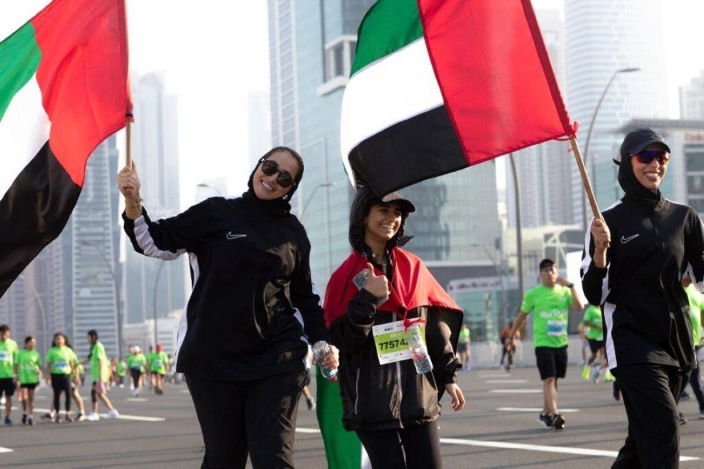 دليلك الرقمي لتحدي دبي للياقة 2025.. 16 تطبيقاً شريكاً لدعم رحلتك في تحدي 30×30