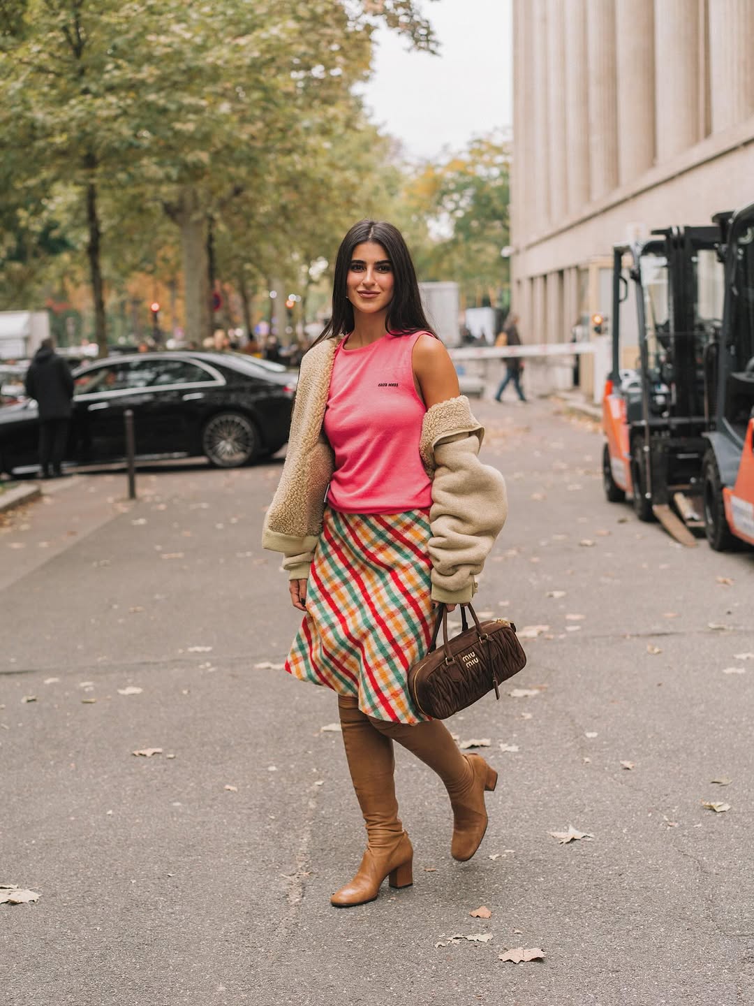 ديما الشيخلي تتألّق بموضة تريكو لشتاء 2026 (انستغرام)